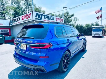 2023 BMW X7 Sports Activity Vehicle M60i - miniatura 3