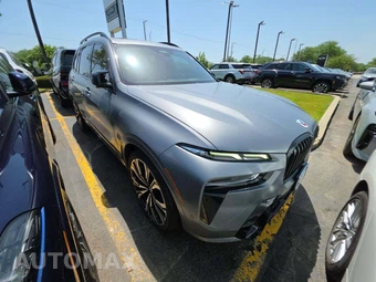 2023 BMW X7 Sports Activity Vehicle M60i – miniatura 4