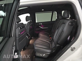 2023 BMW X7 Sports Activity Vehicle M60i - miniatura 13