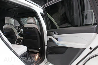 2023 BMW X7 Sports Activity Vehicle xDrive40i – miniatura 48