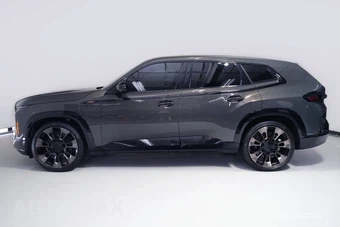 2023 BMW XM - miniatura 4