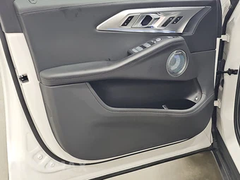 2023 BMW XM – miniatura 9