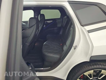 2023 BMW XM – miniatura 13