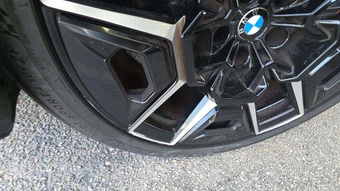 2023 BMW XM – miniatura 25