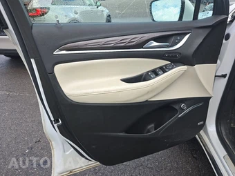 2023 Buick Enclave Avenir 1SP – miniatura 9