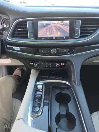 2023 Buick Enclave Essence 1SL – miniatura 10