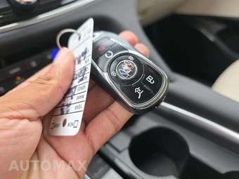 2023 Buick Enclave Essence 1SL – miniatura 5