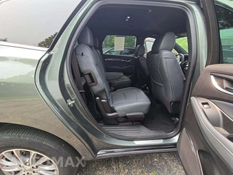 2023 Buick Enclave Essence 1SL – miniatura 17