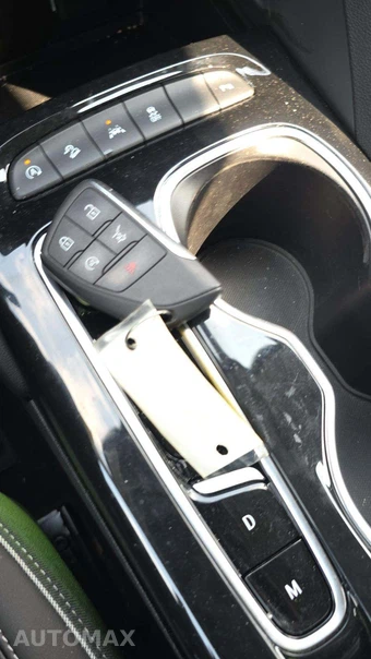 2023 Buick Envision Essence 1SL - miniatura 19