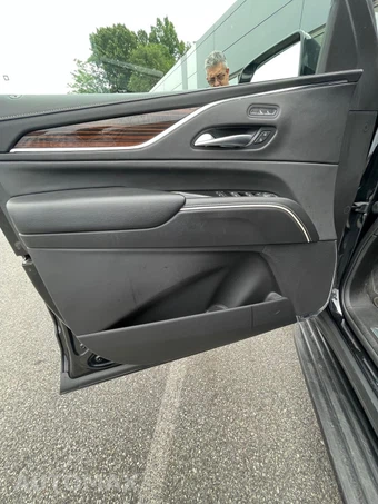 2023 Cadillac Escalade ESV Luxury 1SA - miniatura 9