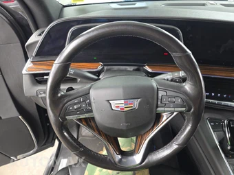 2023 Cadillac Escalade ESV Luxury 1SA - miniatura 10