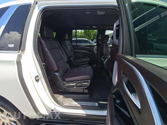 2023 Cadillac Escalade ESV Premium Luxury Platinum 1SG - miniatura 14
