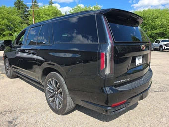 2023 Cadillac Escalade ESV Sport - miniatura 2