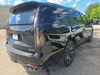 2023 Cadillac Escalade ESV Sport - miniatura 3