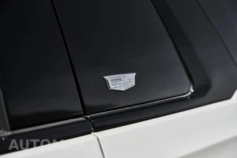 2023 Cadillac Escalade ESV V-Series 1SD - miniatura 9