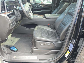 2023 Cadillac Escalade Premium Luxury Platinum 1SG - miniatura 3