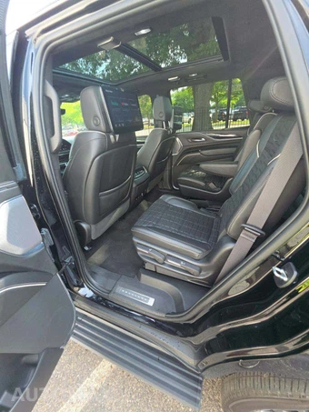 2023 Cadillac Escalade V-Series 1SD - miniatura 10