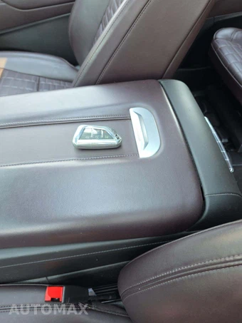 2023 Cadillac Escalade V-Series 1SD - miniatura 8