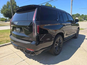 2023 Cadillac Escalade V-Series 1SD - miniatura 3