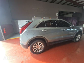 2023 Cadillac XT4 Luxury 1SB - miniatura 4