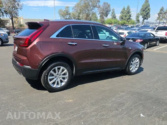 2023 Cadillac XT4 Luxury 1SC – miniatura 4