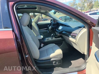 2023 Cadillac XT4 Luxury 1SC – miniatura 8