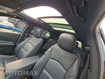 2023 Cadillac XT4 Premium Luxury 1SE - miniatura 8