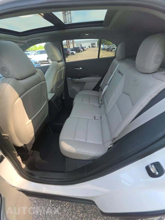 2023 Cadillac XT4 Premium Luxury 1SE - miniatura 10