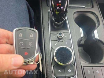 2023 Cadillac XT4 Premium Luxury 1SE – miniatura 9