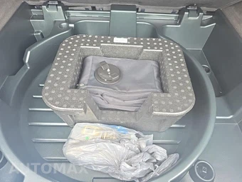 2023 Cadillac XT4 Premium Luxury 1SE - miniatura 7
