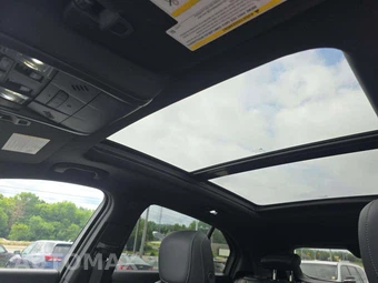 2023 Cadillac XT4 Premium Luxury 1SE - miniatura 8