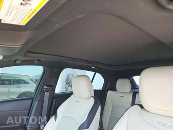2023 Cadillac XT4 Sport - miniatura 11