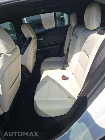 2023 Cadillac XT4 Sport - miniatura 13