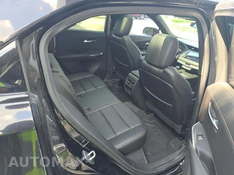 2023 Cadillac XT4 Sport 1SF - miniatura 13