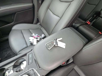 2023 Cadillac XT5 Premium Luxury 1SC - miniatura 8