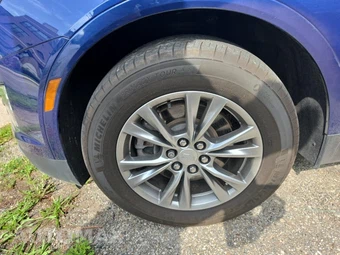 2023 Cadillac XT5 Premium Luxury 1SD - miniatura 8