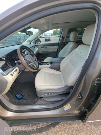 2023 Cadillac XT5 Premium Luxury 1SD - miniatura 3