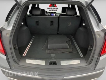 2023 Cadillac XT5 Premium Luxury 1SD - miniatura 41