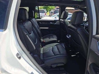 2023 Cadillac XT6 Premium Luxury 1SC - miniatura 17