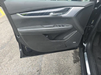 2023 Cadillac XT6 Premium Luxury 1SD - miniatura 9
