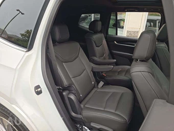 2023 Cadillac XT6 Premium Luxury 1SD - miniatura 17