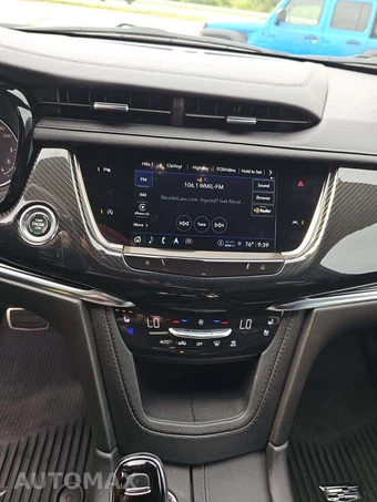 2023 Cadillac XT6 Sport - miniatura 10