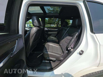 2023 Cadillac XT6 Sport - miniatura 10