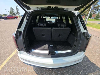 2023 Cadillac XT6 Sport - miniatura 12