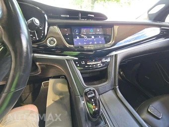 2023 Cadillac XT6 Sport - miniatura 10