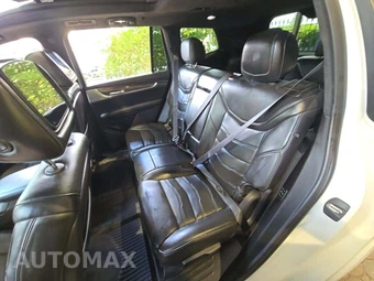 2023 Cadillac XT6 Sport - miniatura 13