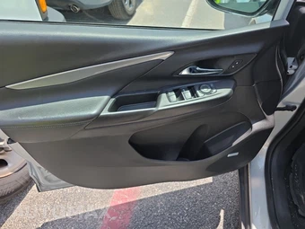 2023 Chevrolet Bolt EV 2LT - miniatura 9