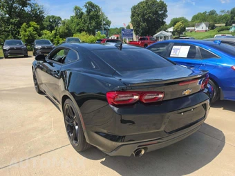 2023 Chevrolet Camaro 1LT Coupe - miniatura 2