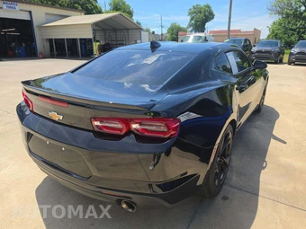 2023 Chevrolet Camaro 1LT Coupe - miniatura 3