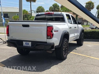 2023 Chevrolet Colorado Trail Boss Crew Cab Medium Bed 0TR - miniatura 3